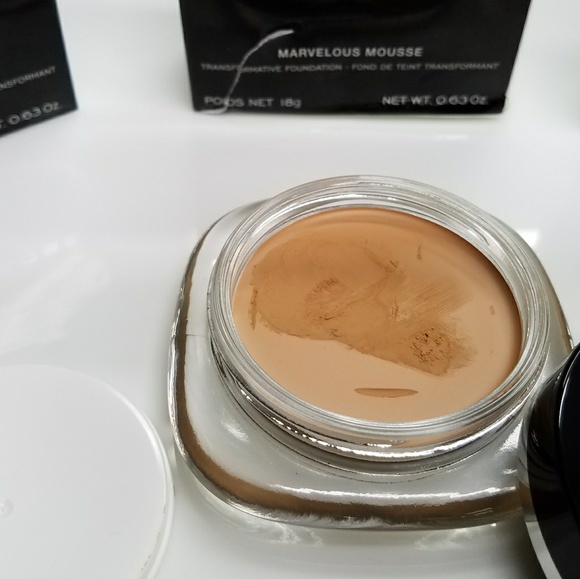 Marc Jacobs Marvelous Mousse - Picture 4 of 7